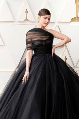 LOS ANGELES - MAR 27: Sofia Carson at the 94th Academy Awards at Dolby Theater on March 27, 2022 in Los Angeles, CA  Copyright: xHutchinsxPhotox xipa-agency.netx x 2022xKathyxHutchinsx xHutchinsx