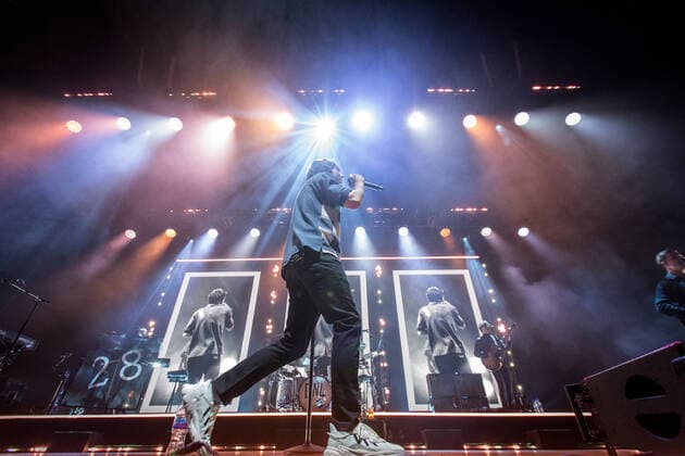 Louis Tomlinson live in Copenhagen, Denmark Copenhagen, Denmark. 28th, March 2022. The English singer and songwriter Louis Tomlinson performs a live concert at Forum Copenhagen at Frederiksberg, Copenhagen. Copenhagen Denmark  Copyright: xGonzalesxPhoto ThomasxRasmussenx