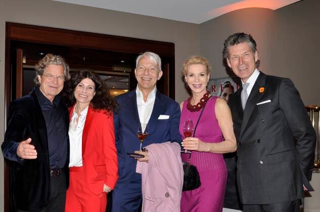 Florian Langenscheidt, Andrea Bury, Jo Groebel, Grit Weiss and Thies Sponholz at the NEXT GEN HOTELIER OF THE YEAR award ceremony at the Grand ElysÃ e Hamburg Hotel Hamburg, 28 03 2022 xxxMatthiasWehnertxxx Next Gen Hotelier of the Year, Hamburg Hamburg Germany Hamburg