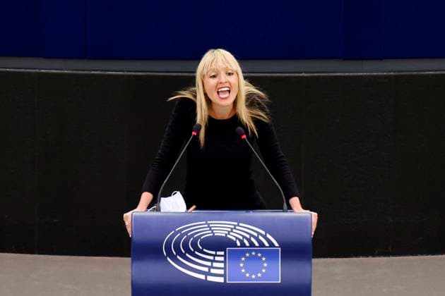 Silvia Sardone im Plenarsaal des Europäischen Parlaments. Straßburg, 08.03.2022 Frankreich *** Silvia Sardone in the plenary hall of the European Parliament Strasbourg, 08 03 2022 France Copyright: xChristophxHardtx