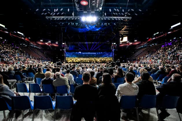 Hans Zimmer Konzert in Mailand Italy: Hans Zimmer live Hans Zimmer live concert at Mediolanum Forum. Assago Provincia di Milano Italy Copyright: AndreaxRipamonti