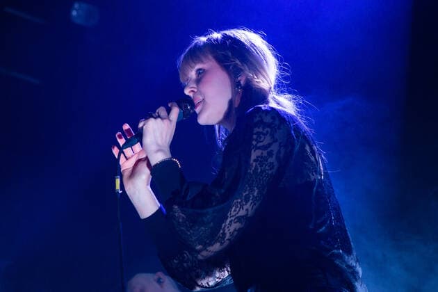 Trentemoller Oslo, Norway. 29th, March 2022. The Danish composer, music producer and electronic musician Trentemoller performs a live concert at Rockefeller in Oslo. Here vocalist Disa is seen live on stage. Oslo Norway  Copyright: xGonzalesxPhoto Per-OttoxOppix
