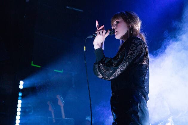 Trentemoller Oslo, Norway. 29th, March 2022. The Danish composer, music producer and electronic musician Trentemoller performs a live concert at Rockefeller in Oslo. Here vocalist Disa is seen live on stage. Oslo Norway  Copyright: xGonzalesxPhoto Per-OttoxOppix