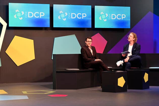 Brix Schaumburg and Uke Bosse at the award ceremony of the German Computer Game Award 2022 in the TonHalle Munich, 31 03 2022 Foto:xR.xHeinex xFuturexImage