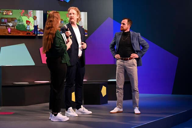 Emily Ems, Uke Bosse and Max Neu at the German Computer Game Award 2022 ceremony in the TonHalle Munich, 31 03 2022 Foto:xR.xHeinex xFuturexImage