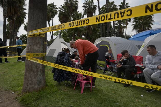 April 1, 2022, Tijuana, Baja California, Mexico: An impromptu camp of more than 1,000 Ukrainian refugees waiting to get asylum into the United States outside a bus terminal near the San Ysidro Port of Entry in Tijuana, Mexico on Friday. Tijuana Mexico - ZUMAm180 20220401_zip_m180_009 Copyright: xCarlosxA.xMorenox