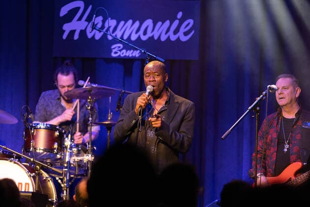 The singer and frontman Andrew Roachford, MBE The British soul band Roachford with the Twice in a lifetime Tour 2021 2022 at the live performance in the Harmonie in Bonn, 01 04 2022