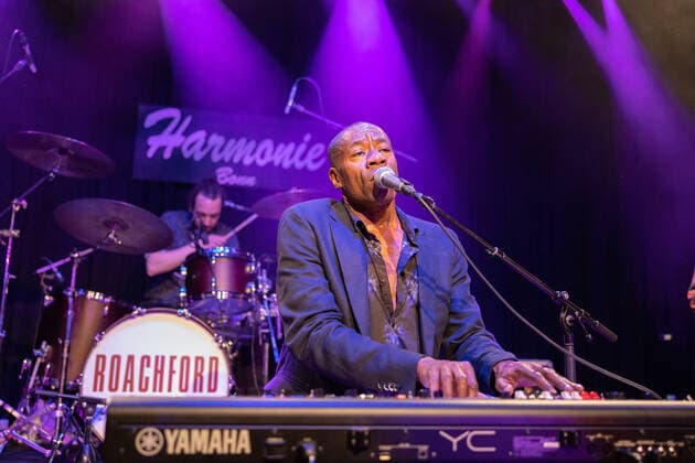 The singer and frontman Andrew Roachford, MBE The British soul band Roachford with the Twice in a lifetime Tour 2021 2022 at the live performance in the Harmonie in Bonn, 01 04 2022
