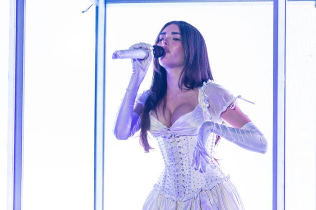 Madison Beer Performs In Milan Italy Madison Beer performs live at Fabrique on April 1, 2022 in Milan, Italy. Milan Milan Italy  Copyright: xRobertoxFiniziox originalFilename: finizio-madisonb220401_npK1O.jpg