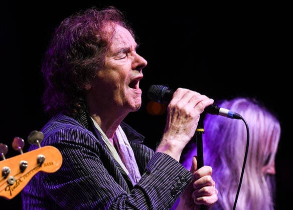 April 1, 2022, Orlando, United States: English singer, songwriter and musician, Colin Blunstone performs live on stage with The Zombies at the Plaza Live theater in Orlando. Orlando United States - ZUMAs197 20220401_zaa_s197_302 Copyright: xPaulxHennessyx