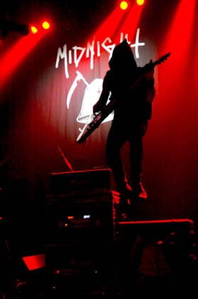 CHICAGO, ILLINOIS APRIL 1: Midnight performing at The Vic Theatre in Chicago, Illinois on April 1,2022.. Copyright: xGenexAmbox