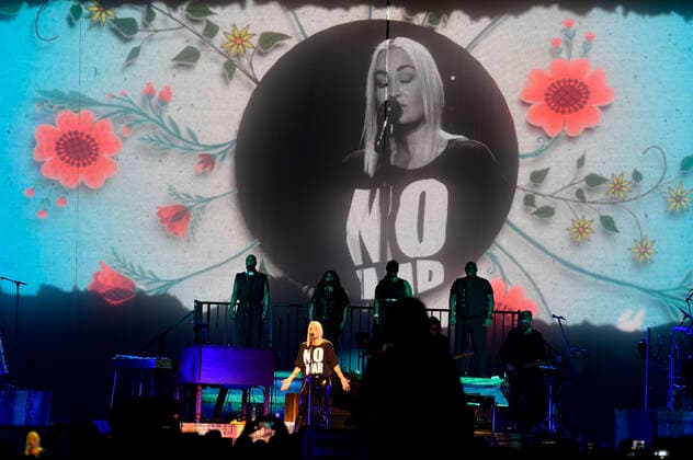 Sarah Connor live at a concert of her Herz Kraft Werke Tour at the Mercedes Benz Arena Berlin, 04 02 2022 Foto:xN.xKubelkax xFuturexImage