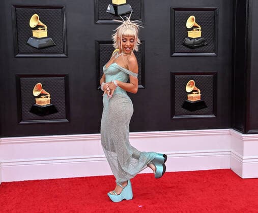 Doja Cat arrives for the 64th annual Grammy Awards at the MGM Grand Garden Arena in Las Vegas, Nevada on Sunday, April 3, 2022.  LAV20220403116 JIMxRUYMEN