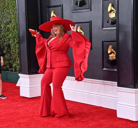 Elle King arrives for the 64th annual Grammy Awards at the MGM Grand Garden Arena in Las Vegas, Nevada on Sunday, April 3, 2022.  LAV20220403132 JIMxRUYMEN
