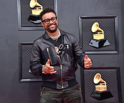 Shaggy arrives for the 64th annual Grammy Awards at the MGM Grand Garden Arena in Las Vegas, Nevada on Sunday, April 3, 2022.  LAV20220403179 JIMxRUYMEN