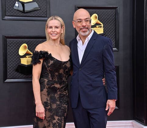 Chelsea Handler and Jo Koy arrive for the 64th annual Grammy Awards at the MGM Grand Garden Arena in Las Vegas, Nevada on Sunday, April 3, 2022.  LAV20220403326 JIMxRUYMEN