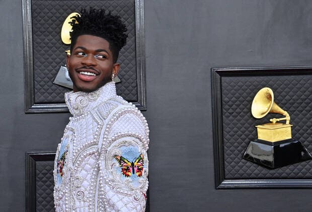 Lil Nas X arrives for the 64th annual Grammy Awards at the MGM Grand Garden Arena in Las Vegas, Nevada on Sunday, April 3, 2022.  LAV20220403473 JIMxRUYMEN