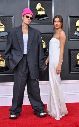 Justin Bieber and Hailey Bieber arrive for the 64th annual Grammy Awards at the MGM Grand Garden Arena in Las Vegas, Nevada on Sunday, April 3, 2022.  LAV20220403661 JIMxRUYMEN
