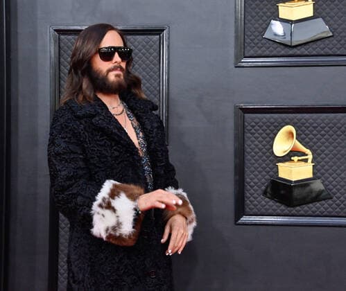 Jared Leto arrives for the 64th annual Grammy Awards at the MGM Grand Garden Arena in Las Vegas, Nevada on Sunday, April 3, 2022.  LAV20220403770 JIMxRUYMEN