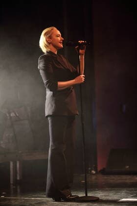 Leslie Clio at a concert at the Columbia Theater in Berlin, 3 April 2022 Leslie Clio concert Berlin