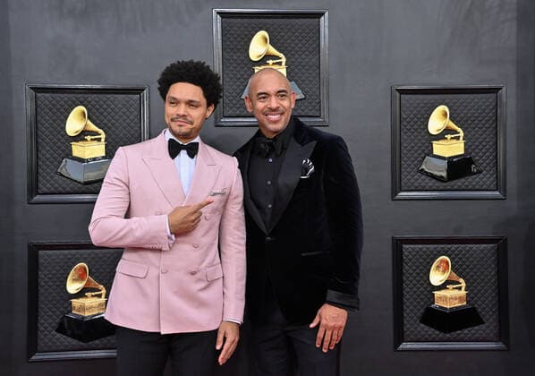 Trevor Noah and Harvey Mason jr. arrive for the 64th annual Grammy Awards at the MGM Grand Garden Arena in Las Vegas, Nevada on Sunday, April 3, 2022.  LAV20220403867 JIMxRUYMEN