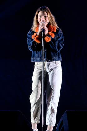 Emiliy Roberts live at ZAG Arena Hannover, 03 04 2022 Foto:xU.xStammx xFuturexImage