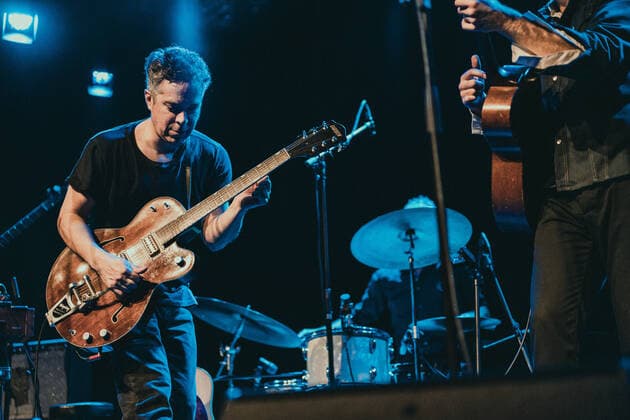 M. Ward live in Copenhagen, Denmark Copenhagen, Denmark. 03rd, April 2022. The American singer, songwriter and musician M. Ward performs a live concert at Hotel Cecil in Copenhagen. Copenhagen Denmark  Copyright: xGonzalesxPhoto MathiasxKristensex
