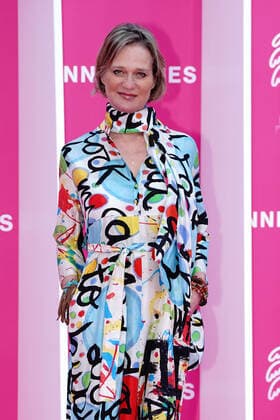 Cannes International Series Festival, Prinzessin Delphine von Belgien auf dem roten Teppich Princesse Delphine de Belgique CELEBRITES : Canneseries - Red Carpet - Cannes - 04 04 2022 NorbertScanella Panoramic 