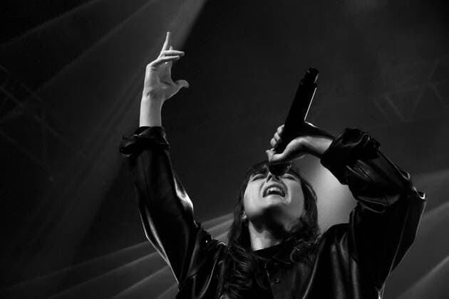 Juliette Armanet Konzert in Lyon Juliette Armanet en concert Ã Lyon le 04 04 22. CELEBRITES : Concert de Juliette Armanet - Lyon - 04 04 2022 SandrineThesillat Panoramic 