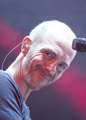 Calogero en concert Ã Lyon le 04 04 22 CELEBRITES : Concert de Calogero - Lyon - 22 04 2022 SandrineThesillat Panoramic 