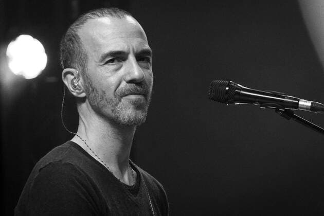 Calogero en concert Ã Lyon le 04 04 22 CELEBRITES : Concert de Calogero - Lyon - 22 04 2022 SandrineThesillat Panoramic 