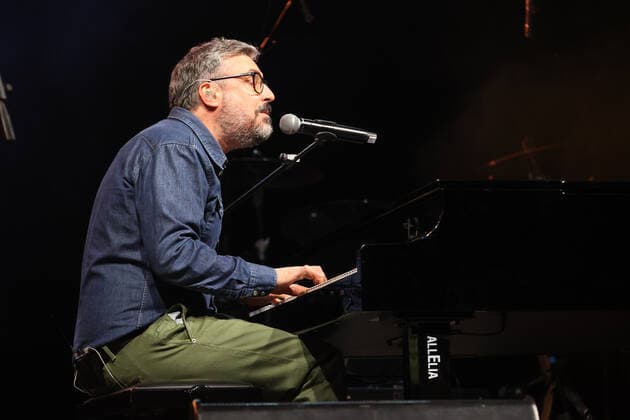 Brunori Sas during the benefit concert Tocca a noi, Music for peace to raise funds to support the activities of Save the children in Ukraine in Piazza Maggiore Bologna, April 5, 2022 photo Michele Nucci  Copyright: xMichelexNuccix xipa-agency.netx xx 0
