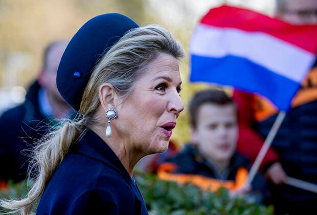 07-04-2022 Bollenstreek Queen Maxima visited the football club FC Lisse in the Dune and Bulb Region, Duin- en Bollenstreek, in Lisse. Â  Copyright: xPPEx