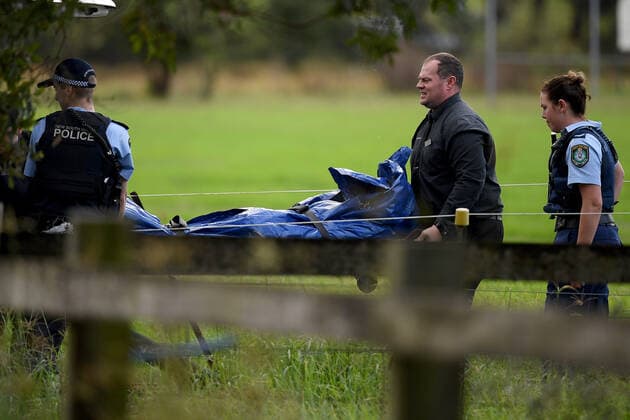 WET WEATHER DEATH NSW, The body of a man who died in floodwater is transferred to a Coroner s vehicle at Cobbity, south west of Sydney, Friday, April 8, 2022. A 68 year old man was found in a submerged van around 8am Friday. ( NO ARCHIVING, EDITORIAL USE ONLY, NO USE IN BOOKS WITHOUT CONSENT SYDNEY NSW AUSTRALIA  Copyright: xDANxHIMBRECHTSx 20220408001644877694