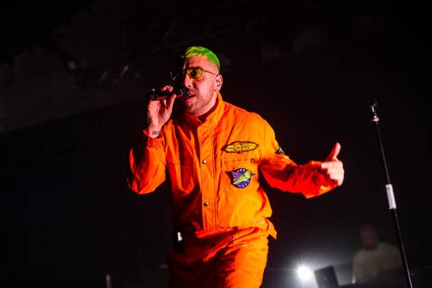 Coez In Concert Italian singer Coez performs live at Alcatraz in Milano, Italy, on April 07, 2022 Milan Italy  Copyright: xMairoxCinquettix originalFilename: 1011134512st.jpg