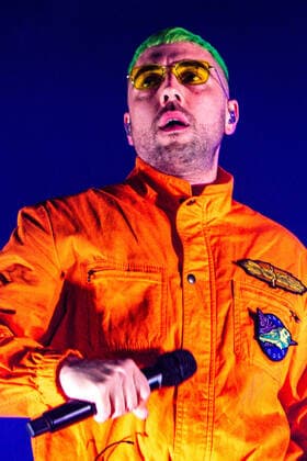 Coez In Concert Italian singer Coez performs live at Alcatraz in Milano, Italy, on April 07, 2022 Milan Italy  Copyright: xMairoxCinquettix originalFilename: 1011134596st.jpg