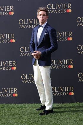 . 10 04 2022. London, United Kingdom. Eddie Redmayne and Jessie Buckley arriving at The Olivier Awards in London.  xStephenxLockx xi-Imagesx IIM-23303-0011