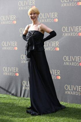 . 10 04 2022. London, United Kingdom. Eddie Redmayne and Jessie Buckley arriving at The Olivier Awards in London.  xStephenxLockx xi-Imagesx IIM-23303-0016