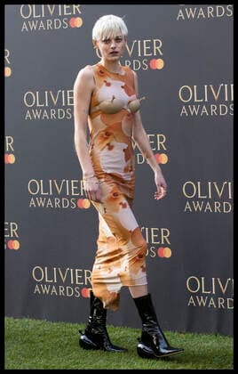 . 10 04 2022. London, United Kingdom. Emma Corrin arriving at The Olivier Awards in London.  xStephenxLockx xi-Imagesx IIM-23303-0040