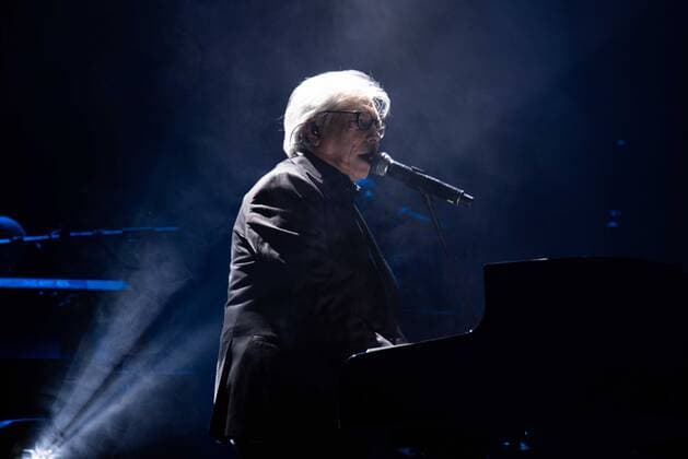 NINO D ANGELO during Nino D Angelo Il poeta che non sa parlare, Italian singer Music Concert in Naples, Italy, April 09 2022  Copyright: xAlfonsoxMariaxSalsanox xipa-agenx xx 0