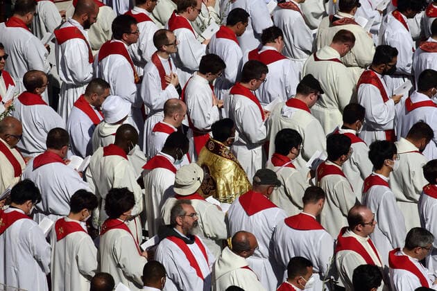News Themen der Woche KW14 News Bilder des Tages April 10, 2022: POPE FRANCIS celebrates Sunday Palms in St. Peter s Square at the Vatican. Vatican City State - ZUMAi15_ 20220410_zaf_i15_034 Copyright: xEvandroxInettix