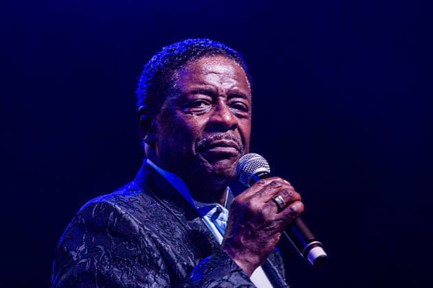 SÃO PAULO, SP - 10.04.2022: SHOW THE MANHATTANS - The Manhattans group, an American soul icon of the 90s, performs in São Paulo. Today a trio led by Gerald Alston, the only member of the band& 39;s heyday lineup, David Tyson and Troy May, the group was formed in 1962 and entered the charts in 1976 with the track Kiss and Say Goodbye. The presentation took place on the night of Sunday, April 10, at Espaço das Américas, west of the city of São Paulo. x2191006x  VanxCampos