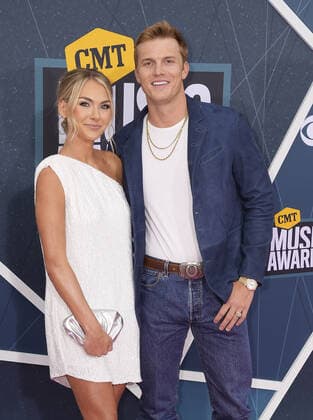 April 11, 2022, Nashville, TN, USA: Parker McCollum, Hallie Ray Light McCollum attend the 2022 CMT Music Awards at Nashville Municipal Auditorium on April 11, 2022 in Nashville, Tennessee. Nashville USA - ZUMAs181 20220411_zea_s181_085 Copyright: xImagespacex
