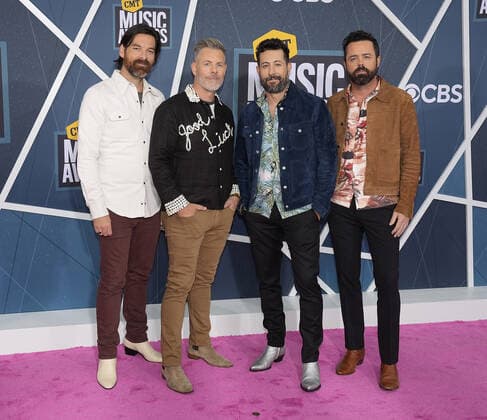 April 11, 2022, Nashville, TN, USA: Old Dominion - Geoff Sprung, Trevor Rosen, Matthew Ramsey, and Brad Tursi attend the 2022 CMT Music Awards at Nashville Municipal Auditorium on April 11, 2022 in Nashville, Tennessee. Nashville USA - ZUMAs181 20220411_zea_s181_128 Copyright: xImagespacex