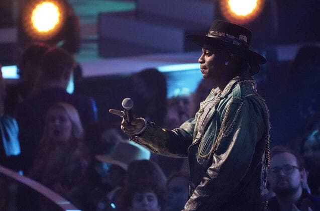 April 11, 2022, Nashville, TN, USA: Jimmie Allen speaks onstage at the 2022 CMT Music Awards at Nashville Municipal Auditorium on April 11, 2022 in Nashville, Tennessee. Nashville USA - ZUMAs181 20220411_zea_s181_170 Copyright: xImagespacex