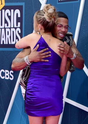11 April 2022 - Nashville, Tennessee - Kane Brown, Katelyn Jae Brown, Nelly. 2022 CMT Music Awards held at Nashville Municipal Auditorium. Photo Credit: Dara-Michelle Farr AdMedia 279146 2022-04-11 Tennessee Nashville Etats-Unis  Copyright: xAdMediax STAR_279146_111