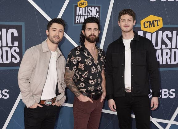 April 11, 2022, Nashville, TN, USA: Restless Road - Garrett Nichols, Colton Pack, and Zach Beeken attend the 2022 CMT Music Awards at Nashville Municipal Auditorium on April 11, 2022 in Nashville, Tennessee. Nashville USA - ZUMAs181 20220411_zea_s181_224 Copyright: xImagespacex