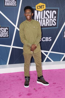 April 11, 2022, Nashville, TN, USA: BRELAND attends the 2022 CMT Music Awards at Nashville Municipal Auditorium on April 11, 2022 in Nashville, Tennessee. Nashville USA - ZUMAs181 20220411_zea_s181_241 Copyright: xImagespacex