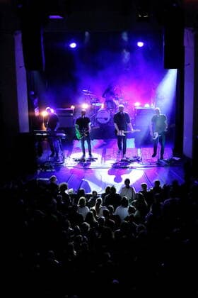 Lars Wiebusch, Erik Langer, Christian Hake, Marcus Wiebusch and Reimer Bustorff, f l , of the band Kettcar at a concert at the Metropol in Berlin, 11 April 2022 Kettcar concert Berlin