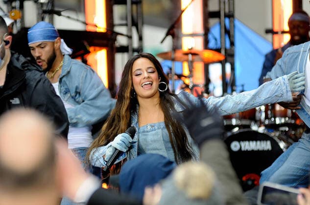 April 12, 2022, New York, United States: Camila Cabello performs on the Today Show at Rockefeller Plaza. New York United States - ZUMAs197 20220412_zaa_s197_109 Copyright: xEfrenxLandaosx